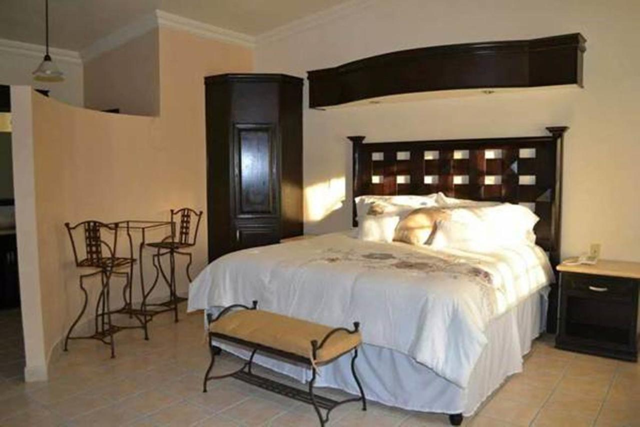 Maria Bonita Suites Agua Prieta Phòng bức ảnh
