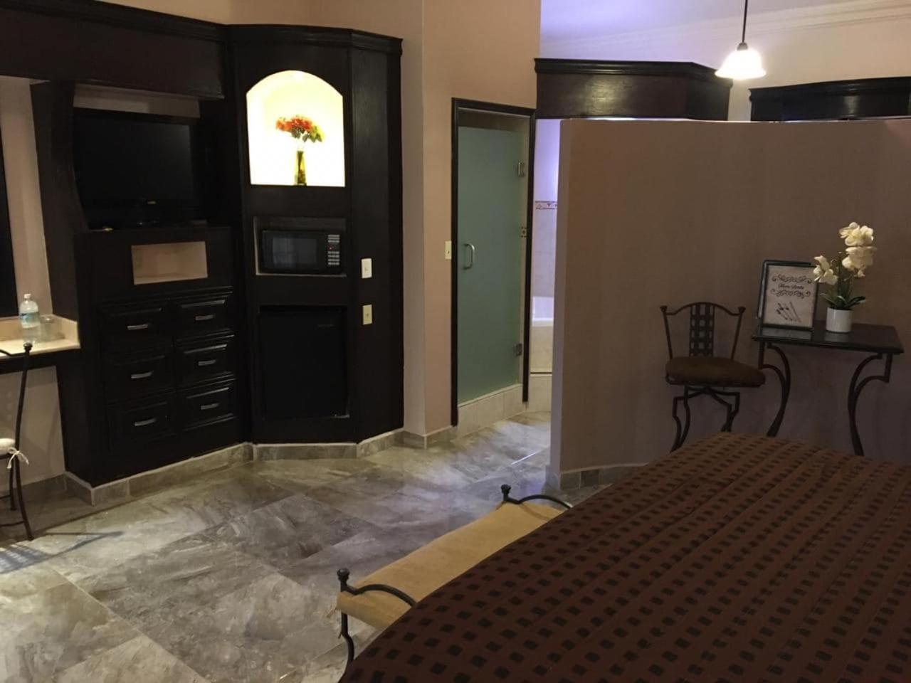 Maria Bonita Suites Agua Prieta Ngoại thất bức ảnh