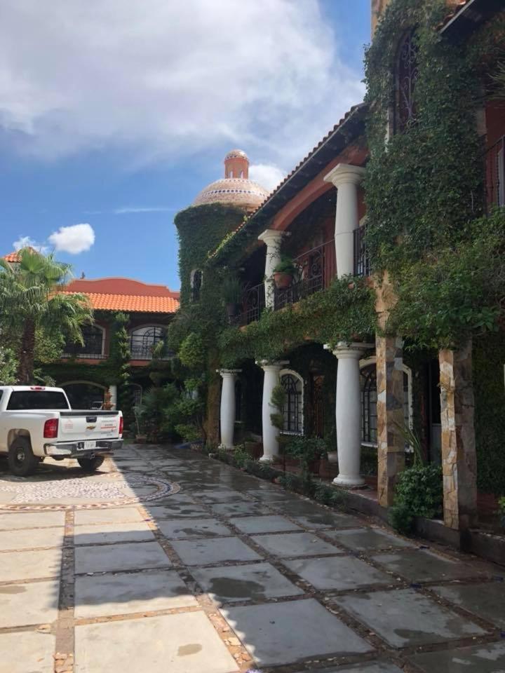 Maria Bonita Suites Agua Prieta Ngoại thất bức ảnh